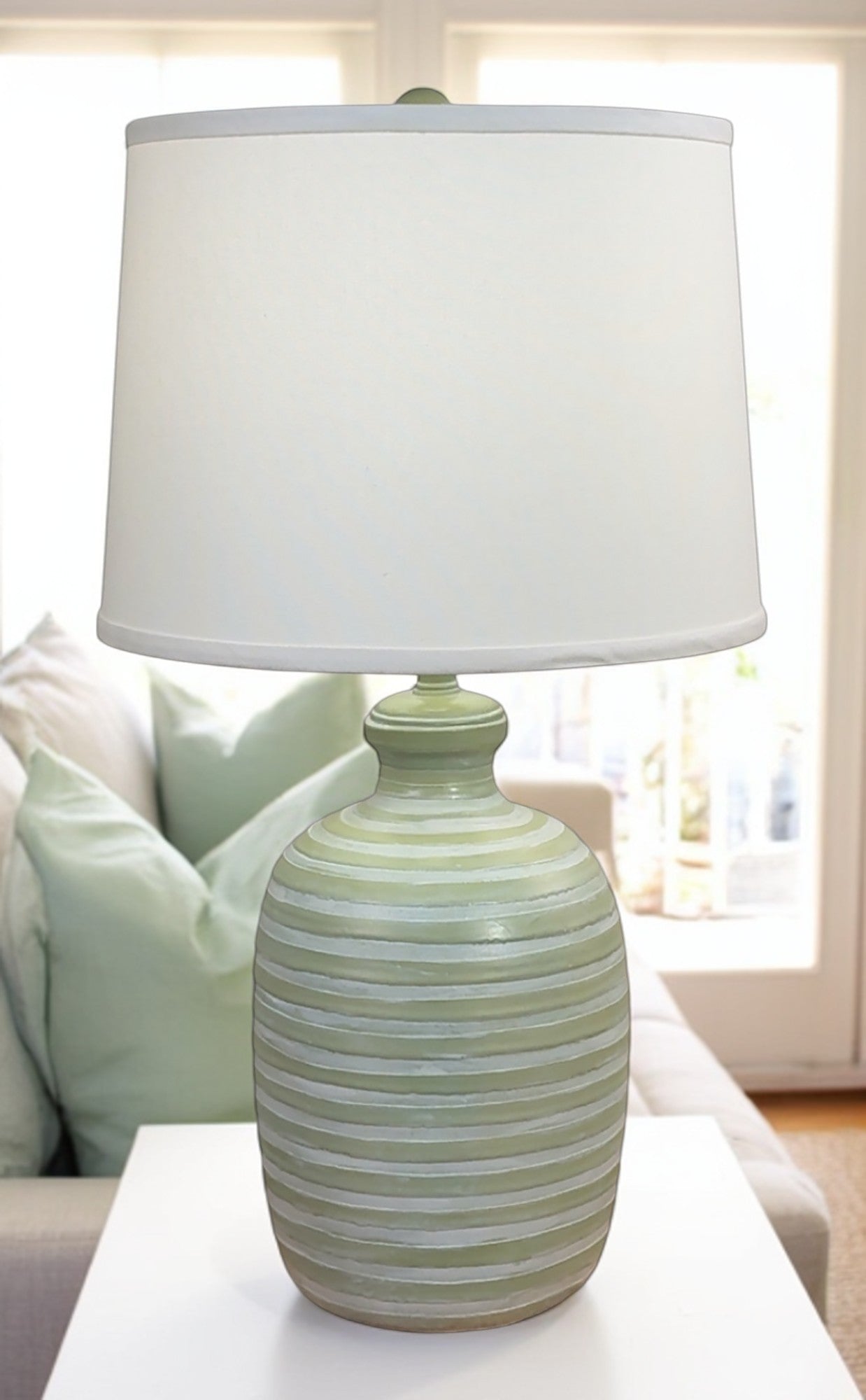 Seagrass/Ivory Bee Hive Table Lamp w/ Off White Shade