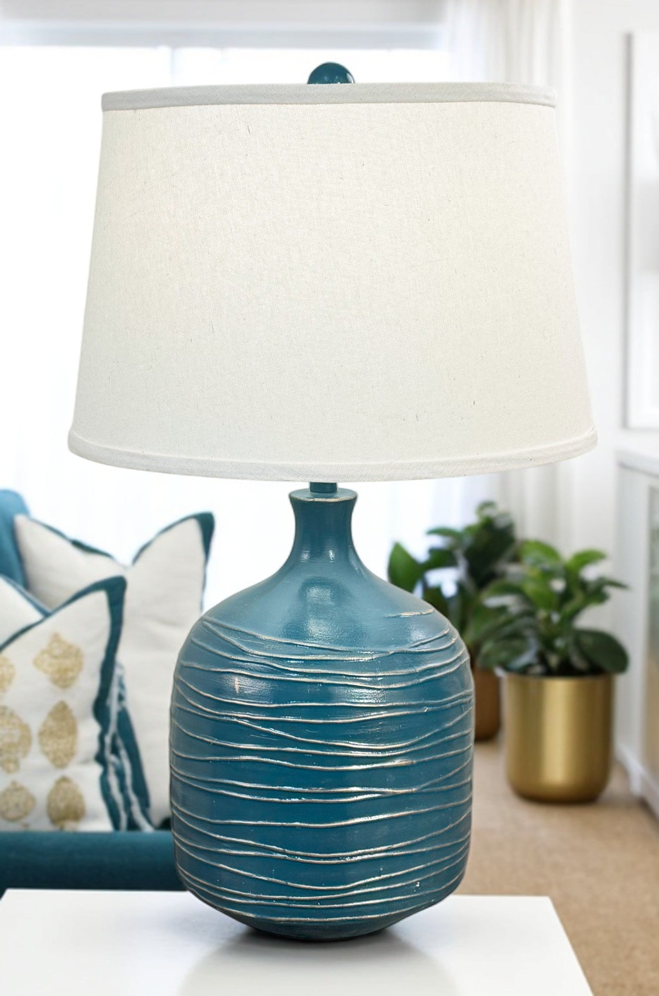 Sea/Gold Wide Table Lamp with Horizontal Lines