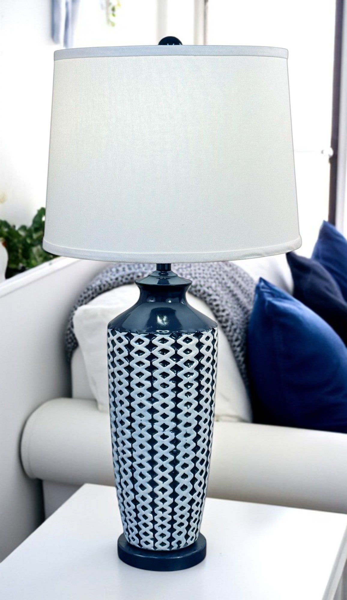 Navy/Ivory Tall Basket Weave Vase Table Lamp